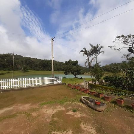Athena Homestay Somvārpet エクステリア 写真